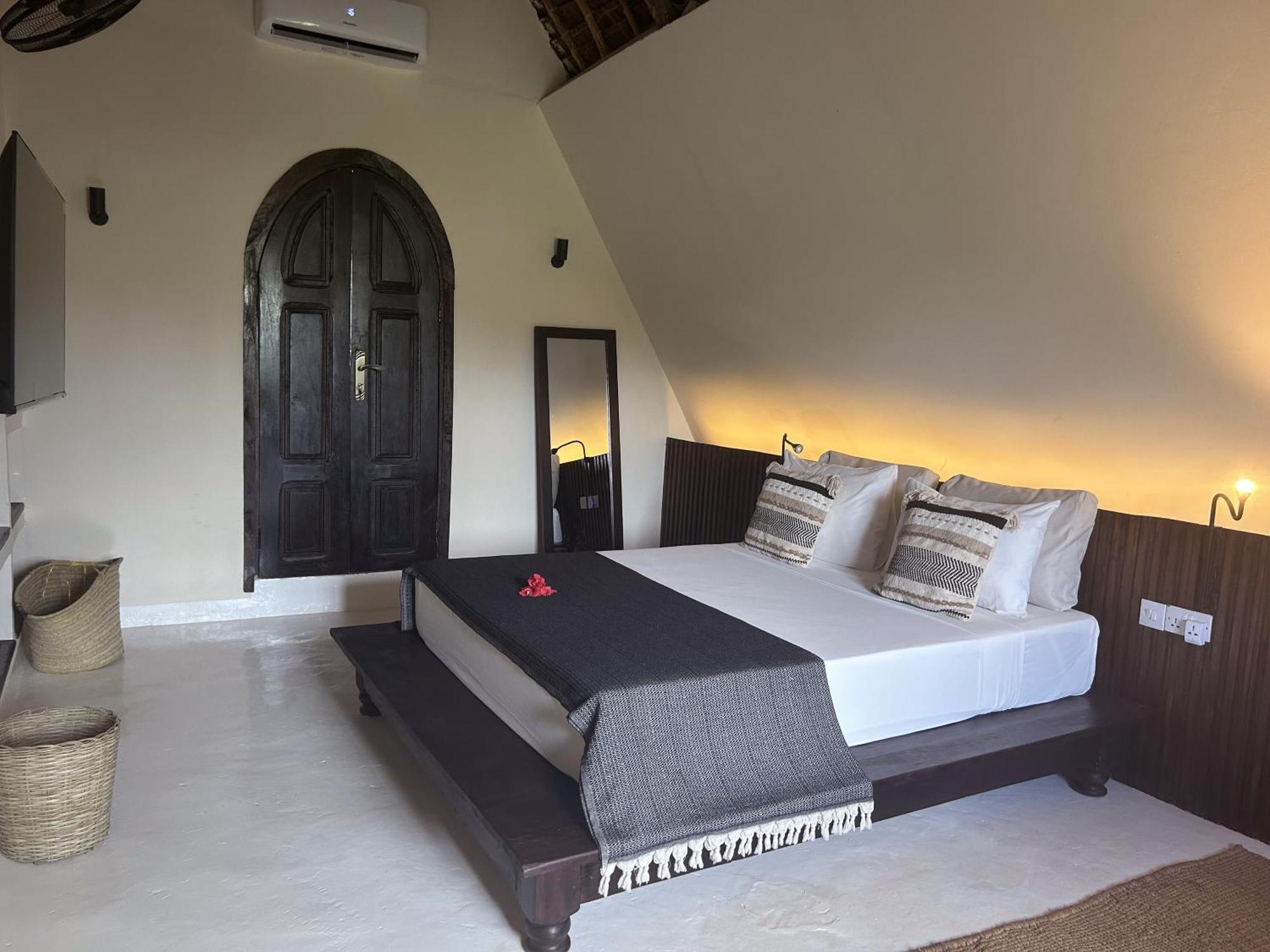 Kuwa Zanzibar Aparthotel Kiwengwa  Exterior foto