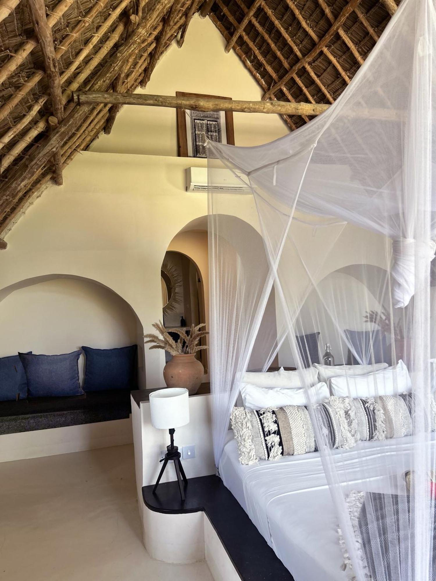 Kuwa Zanzibar Aparthotel Kiwengwa  Exterior foto